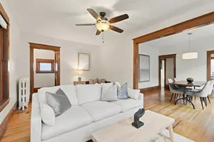 1129 Edmund Ave, Saint Paul, MN 55104 - Photo 3
