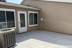 2527 Wimbledon Pl, Woodbury, MN 55125 - Photo 3