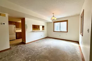 2527 Wimbledon Pl, Woodbury, MN 55125 - Photo 7