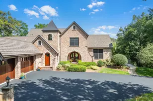 1070 Ferndale Rd W, Wayzata, MN 55391 - Photo 15