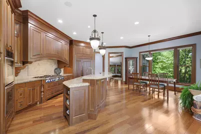1070 Ferndale Road W, Wayzata, MN 55391 - Photo 33