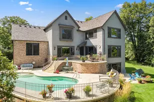 1070 Ferndale Rd W, Wayzata, MN 55391 - Photo 113