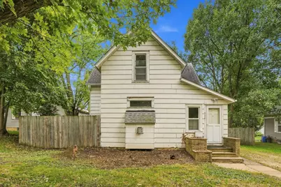 536 E Maple Street, River Falls, WI 54022 - Photo 1