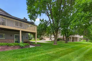 7205 Pontiac Cir, Chanhassen, MN 55317 - Photo 33