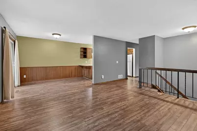 7205 Pontiac Circle, Chanhassen, MN 55317 - Photo 9