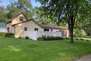 302 4th St S, Princeton, MN 55371 - Photo 5