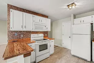 4213 Oakmede Ln, White Bear Lake, MN 55110 - Photo 13