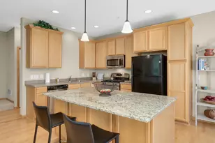4725 Victor Path, Hugo, MN 55038 - Photo 9