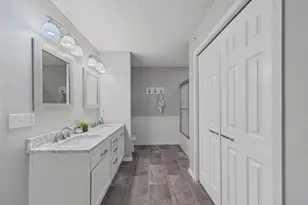 1240 County Rd D E, Maplewood, MN 55109 - Photo 17