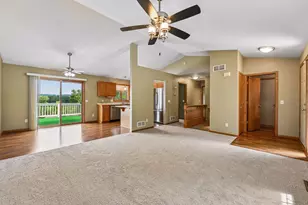 1118 W State St, Belle Plaine, MN 56011 - Photo 11