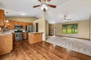 1118 W State St, Belle Plaine, MN 56011 - Photo 21