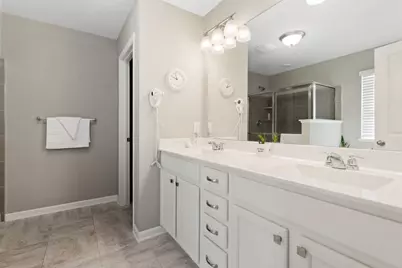 4040 Zircon Lane N, Plymouth, MN 55446 - Photo 17