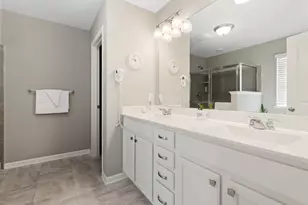 4040 Zircon Ln N, Plymouth, MN 55446 - Photo 17