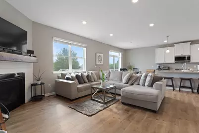 4040 Zircon Lane N, Plymouth, MN 55446 - Photo 7