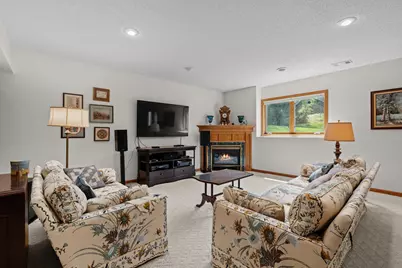 232 Wildflower Court, Vadnais Heights, MN 55127 - Photo 23