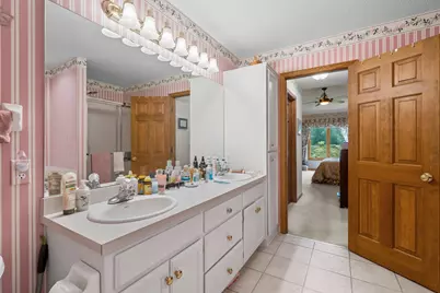 232 Wildflower Court, Vadnais Heights, MN 55127 - Photo 17