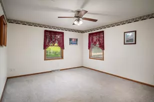 310 Haralson Ln, La Crescent, MN 55947 - Photo 9