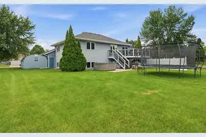 653 Grayhawk Dr, Mankato, MN 56001 - Photo 3