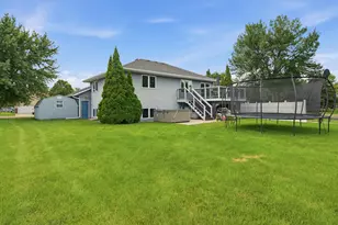 653 Grayhawk Dr, Mankato, MN 56001 - Photo 3