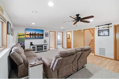 653 Grayhawk Dr, Mankato, MN 56001 - Photo 23