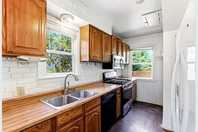 251 Stevens Street W, Saint Paul, MN 55107 - Photo 9