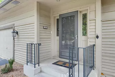1900 Victoria Road S #J, Mendota Heights, MN 55118 - Photo 3
