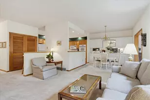 1900 Victoria Rd S, Mendota Heights, MN 55118 - Photo 15