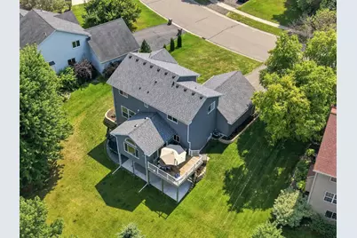 2224 Manuela Drive, Chaska, MN 55318 - Photo 5