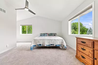 2224 Manuela Drive, Chaska, MN 55318 - Photo 33