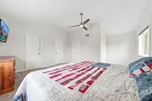 2224 Manuela Dr, Chaska, MN 55318 - Photo 35