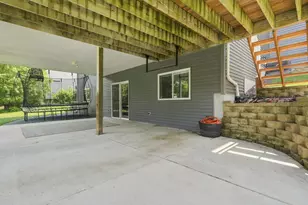2224 Manuela Dr, Chaska, MN 55318 - Photo 59