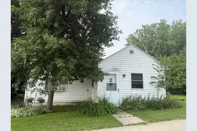 213 State Street NW, Evansville, MN 56326 - Photo 1