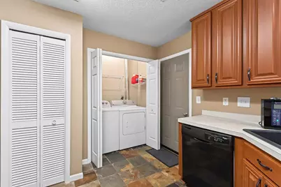 2210 Ranchview Lane N #127, Plymouth, MN 55447 - Photo 13