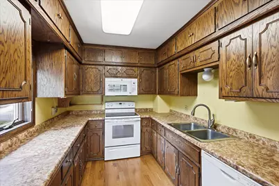 1918 Clear Avenue, Saint Paul, MN 55119 - Photo 7