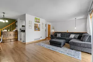 14260 Estates Ave, Apple Valley, MN 55124 - Photo 7
