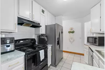 14260 Estates Avenue, Apple Valley, MN 55124 - Photo 11