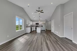 24289 Forestview Cir, Saint Augusta, MN 56301 - Photo 9