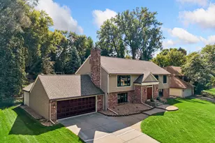 1538 McCarthy Rd, Eagan, MN 55121 - Photo 3