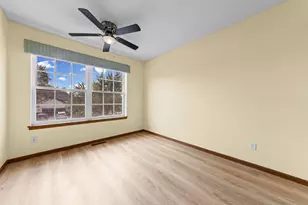 941 Newport Ave, Shakopee, MN 55379 - Photo 27