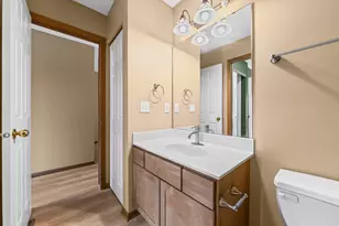 941 Newport Ave, Shakopee, MN 55379 - Photo 21