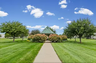 941 Newport Ave, Shakopee, MN 55379 - Photo 33