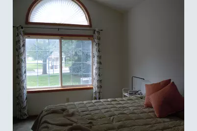8620 Oxford Lane, Brooklyn Park, MN 55443 - Photo 9