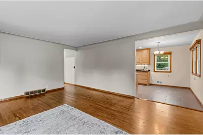 1843 Grant Road, Arden Hills, MN 55112 - Photo 3