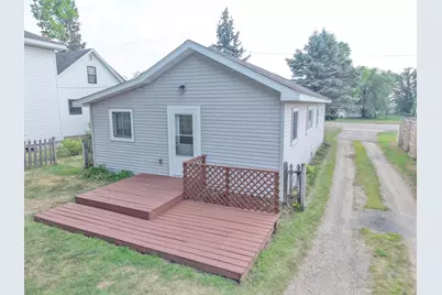228 Aspen Avenue SE, Menahga, MN 56464 - Photo 3