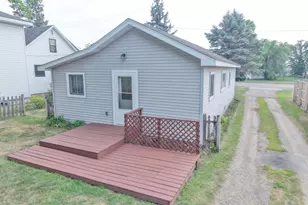 228 Aspen Ave SE, Menahga, MN 56464 - Photo 3