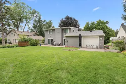 198 Ferndale Street N, Maplewood, MN 55119 - Photo 33