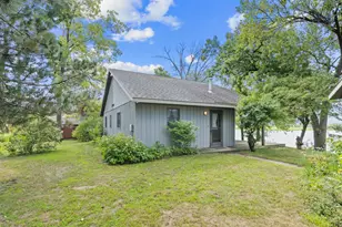 1366 S River Rd, Buffalo City, WI 54622 - Photo 3