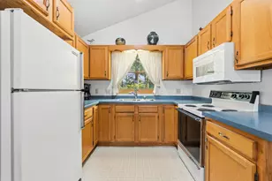 1366 S River Rd, Buffalo City, WI 54622 - Photo 7