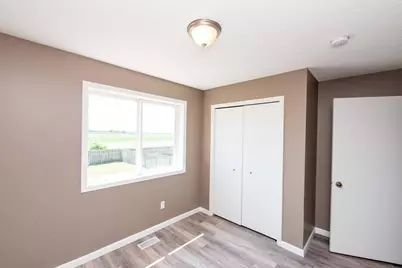 557 Kendall Drive, Hastings, MN 55033 - Photo 11