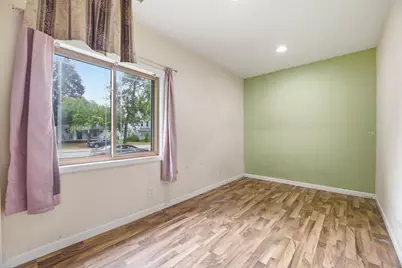 419 E Broadway Street, Winona, MN 55987 - Photo 11